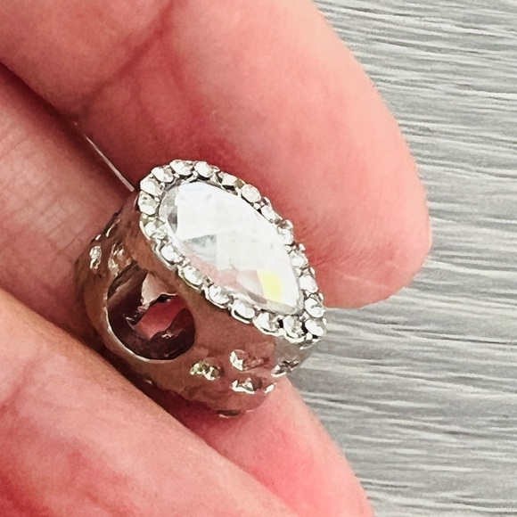 Silver plated tear drop bracelet charm - Picture 3 of 5